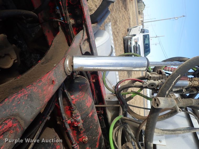 image for item DB7541 2010 Western Star 4900 semi truck