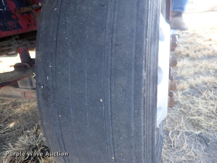 image for item DB7541 2010 Western Star 4900 semi truck