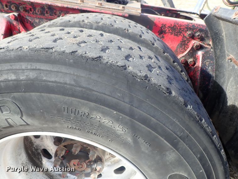 image for item DB7541 2010 Western Star 4900 semi truck