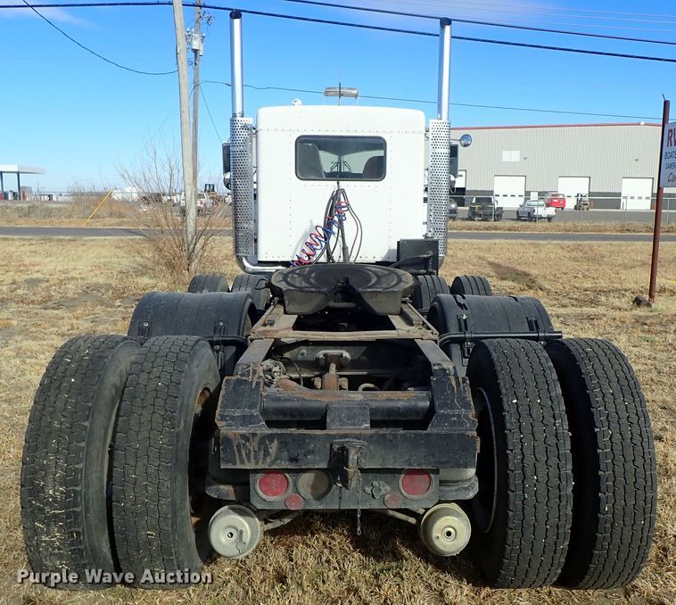 image for item DB7542 1996 Kenworth T800SF semi truck