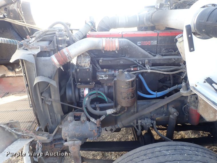 image for item DB7542 1996 Kenworth T800SF semi truck