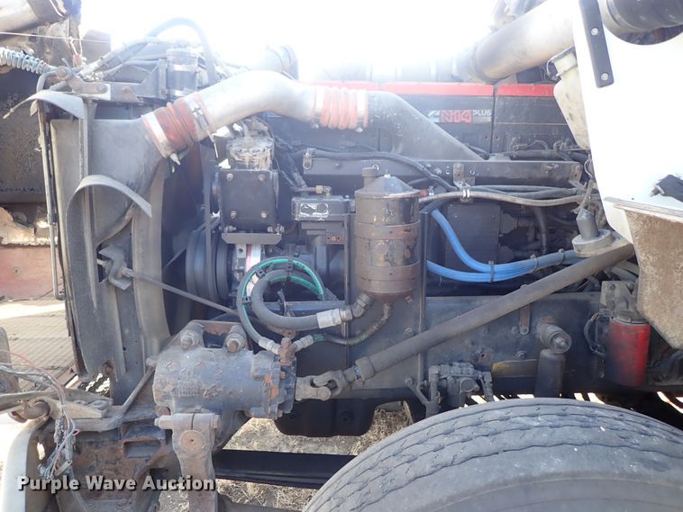 image for item DB7542 1996 Kenworth T800SF semi truck