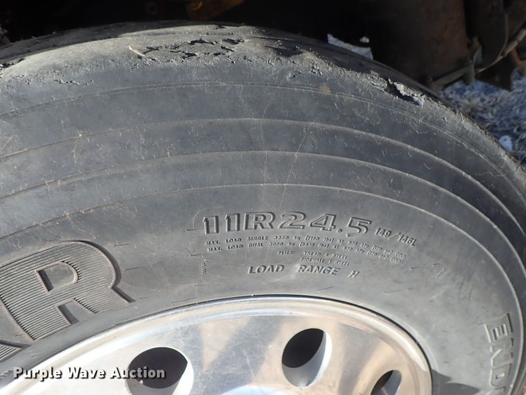 image for item DB7542 1996 Kenworth T800SF semi truck