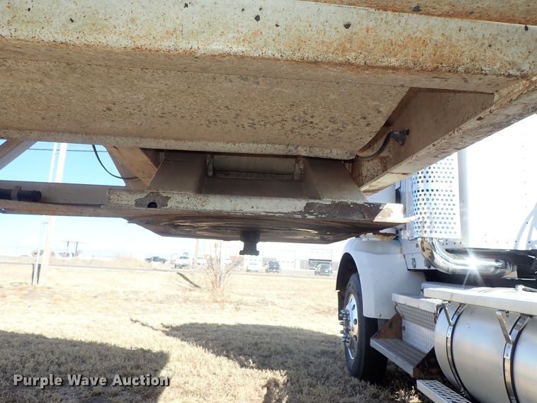 image for item DB7543 2007 Dragon 40 Super Dump bottom dump trailer