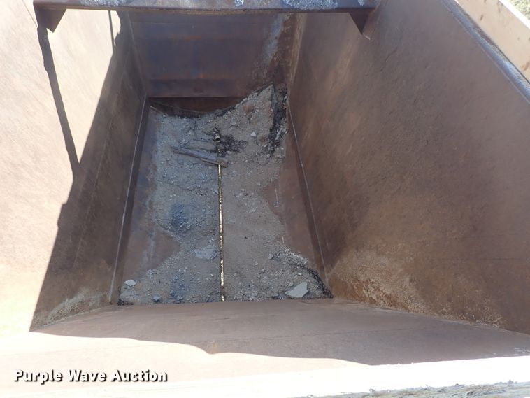 image for item DB7543 2007 Dragon 40 Super Dump bottom dump trailer