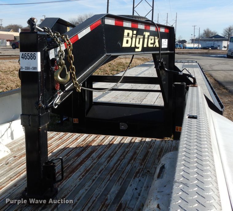 image for item DE4112 2019 Big Tex 25GNHD equipment trailer