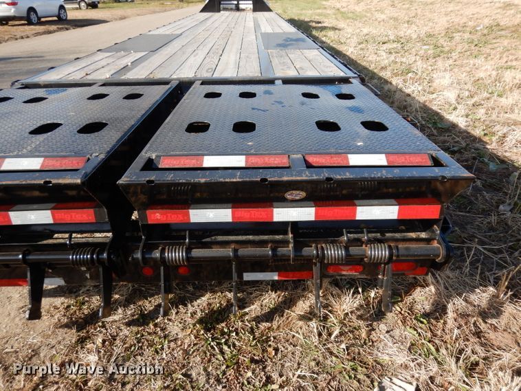 image for item DE4112 2019 Big Tex 25GNHD equipment trailer