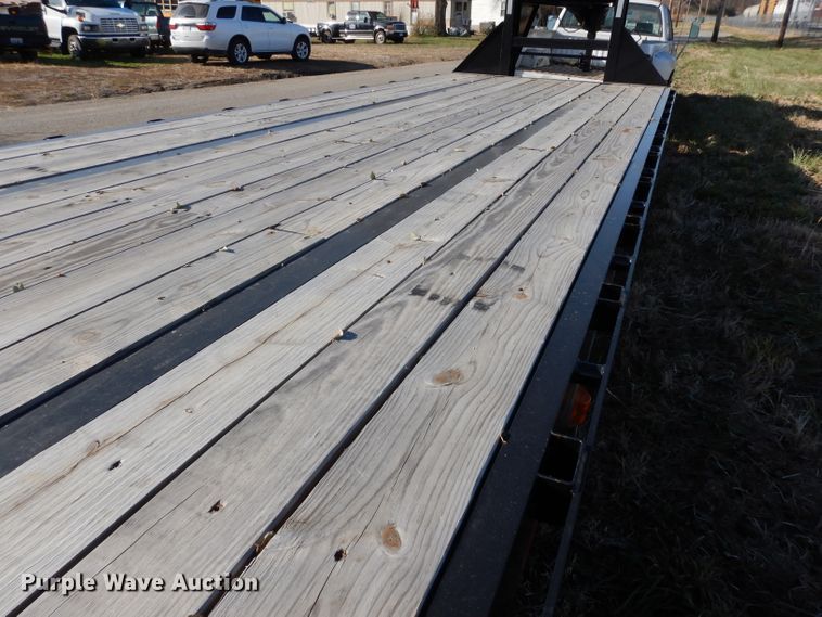 image for item DE4112 2019 Big Tex 25GNHD equipment trailer