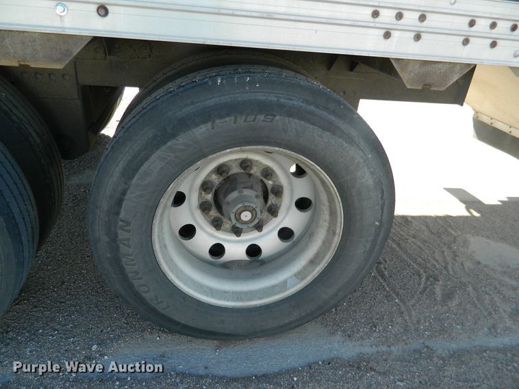 image for item DE4363 2010 Timpte double hopper bottom grain trailer