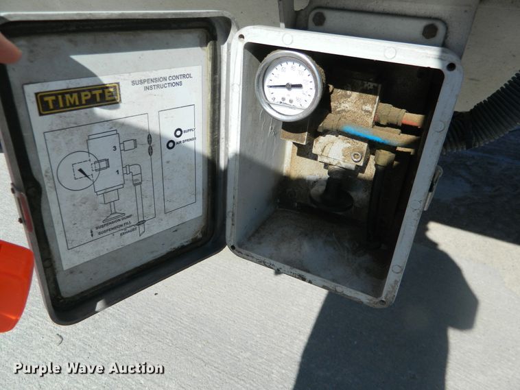 image for item DE4363 2010 Timpte double hopper bottom grain trailer