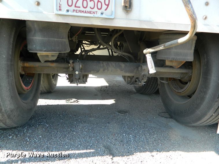 image for item DE4363 2010 Timpte double hopper bottom grain trailer