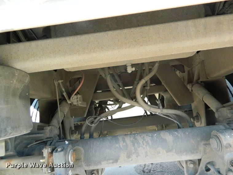 image for item DE4363 2010 Timpte double hopper bottom grain trailer