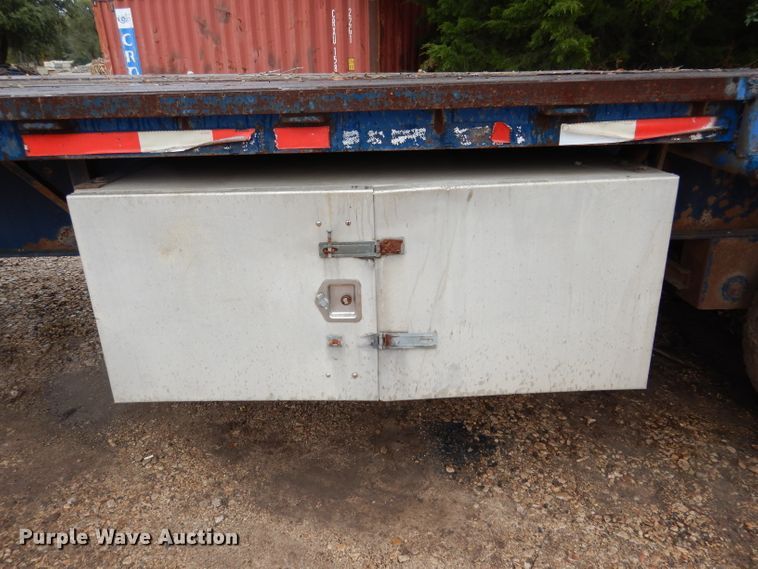 image for item DF2592 1995 Fontaine FTW-5-8048SAW flatbed trailer