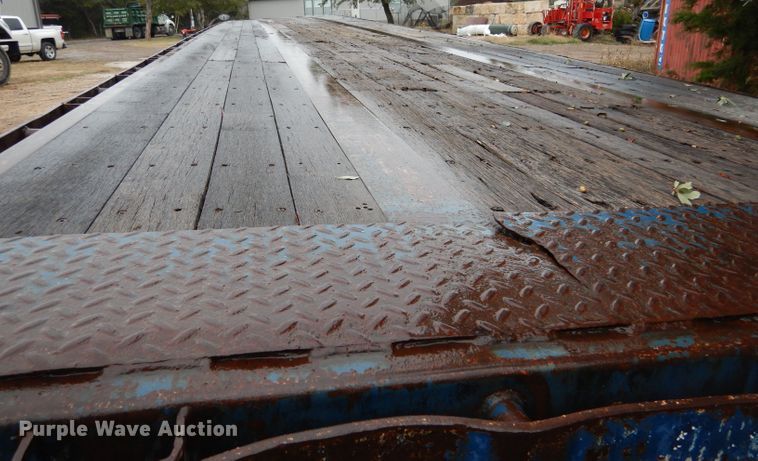 image for item DF2592 1995 Fontaine FTW-5-8048SAW flatbed trailer
