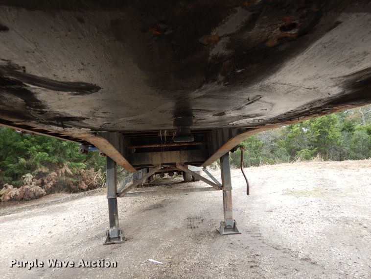 image for item DF2592 1995 Fontaine FTW-5-8048SAW flatbed trailer