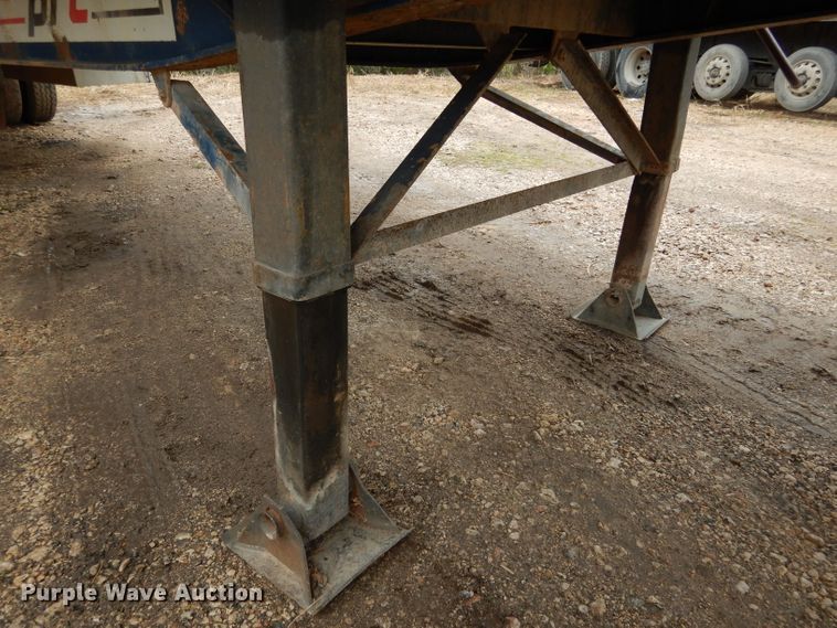 image for item DF2592 1995 Fontaine FTW-5-8048SAW flatbed trailer
