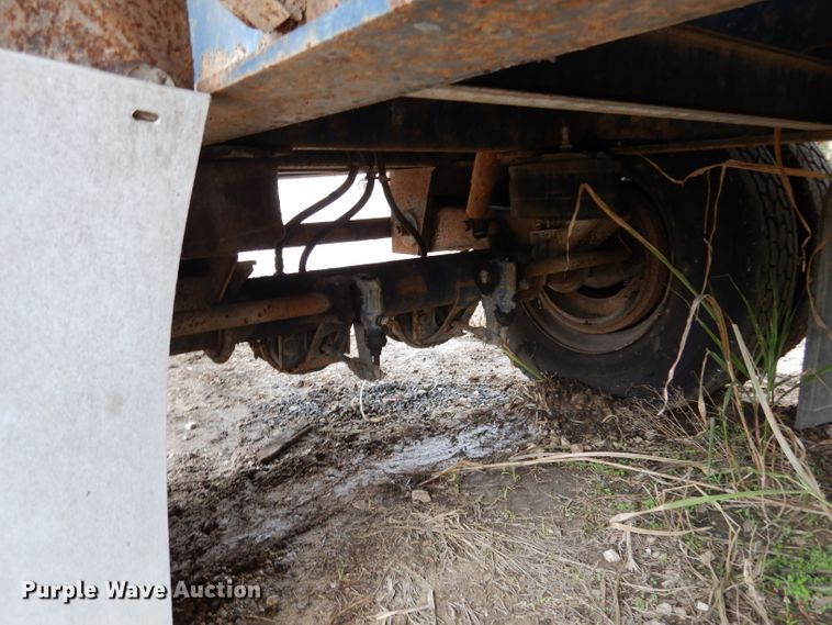 image for item DF2592 1995 Fontaine FTW-5-8048SAW flatbed trailer