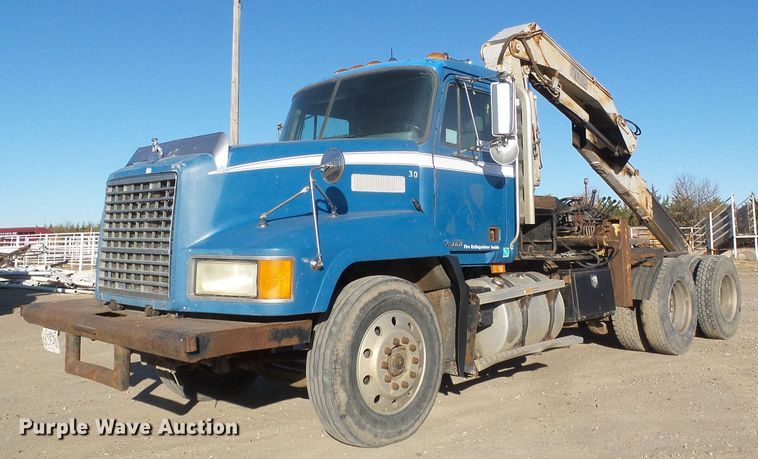 image for item DG0395 1998 Mack CH613 crane truck