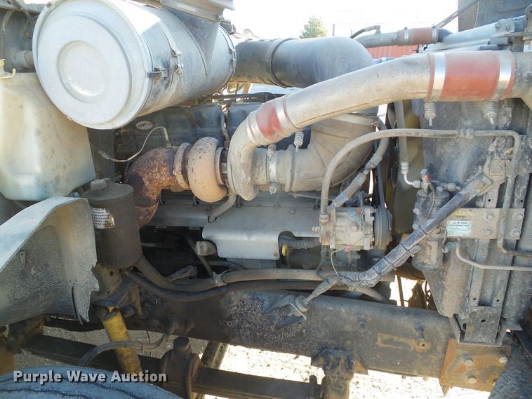 image for item DG0395 1998 Mack CH613 crane truck