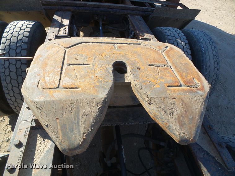 image for item DG0395 1998 Mack CH613 crane truck