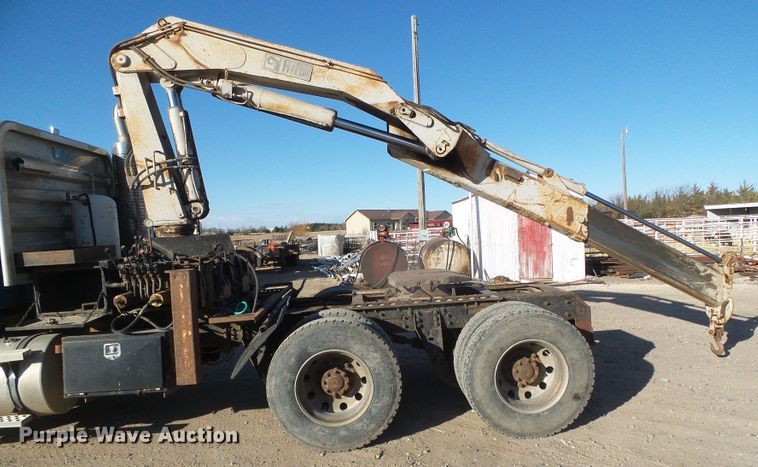 image for item DG0395 1998 Mack CH613 crane truck