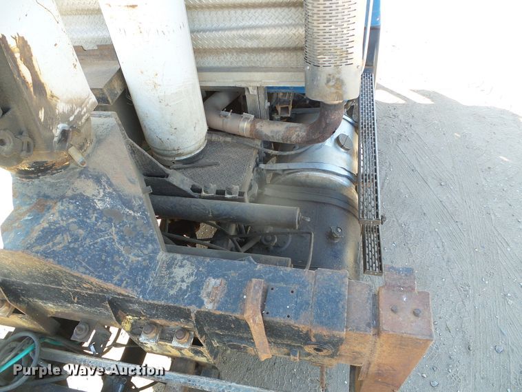 image for item DG0395 1998 Mack CH613 crane truck