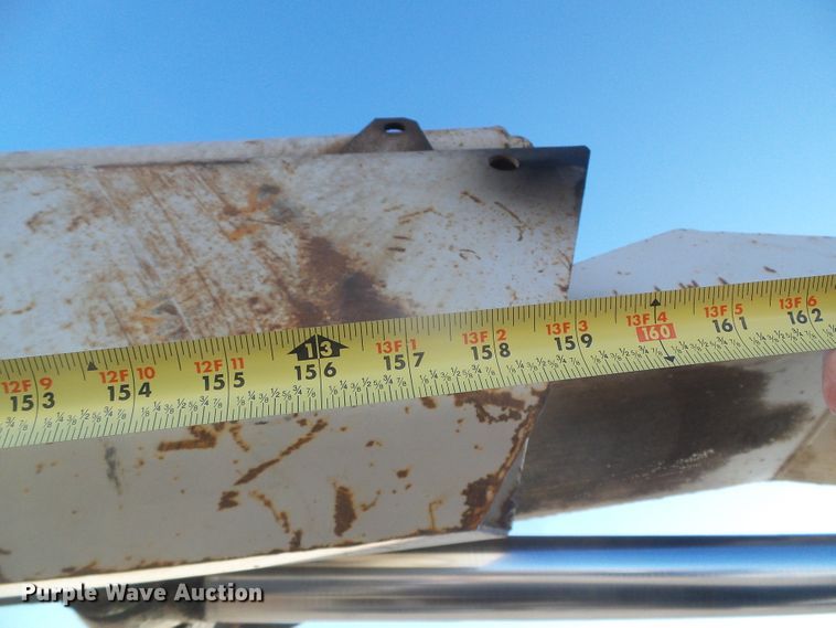 image for item DG0395 1998 Mack CH613 crane truck