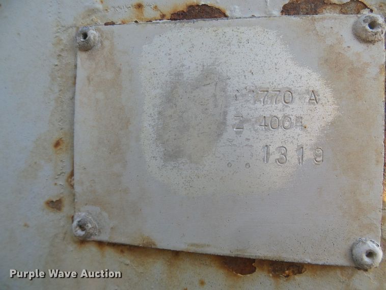 image for item DG0395 1998 Mack CH613 crane truck