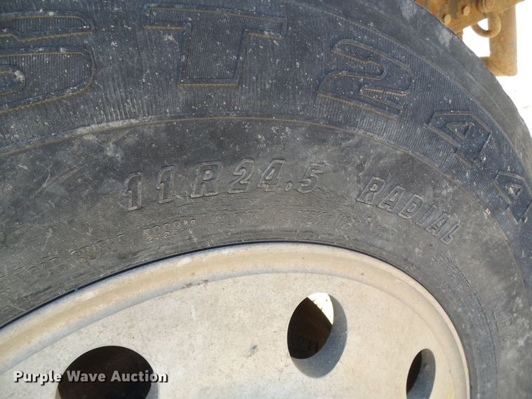 image for item DG0395 1998 Mack CH613 crane truck