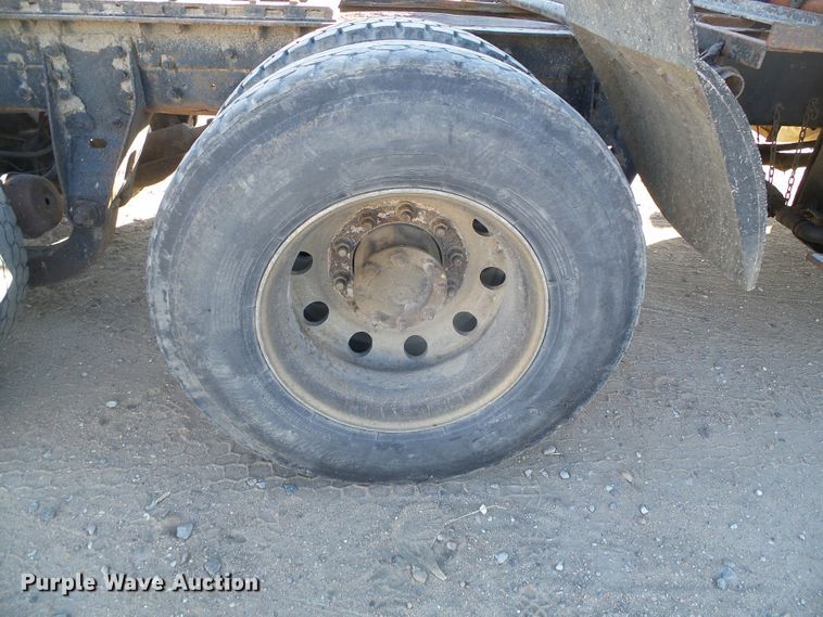 image for item DG0395 1998 Mack CH613 crane truck