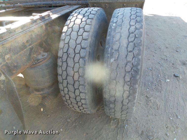 image for item DG0395 1998 Mack CH613 crane truck