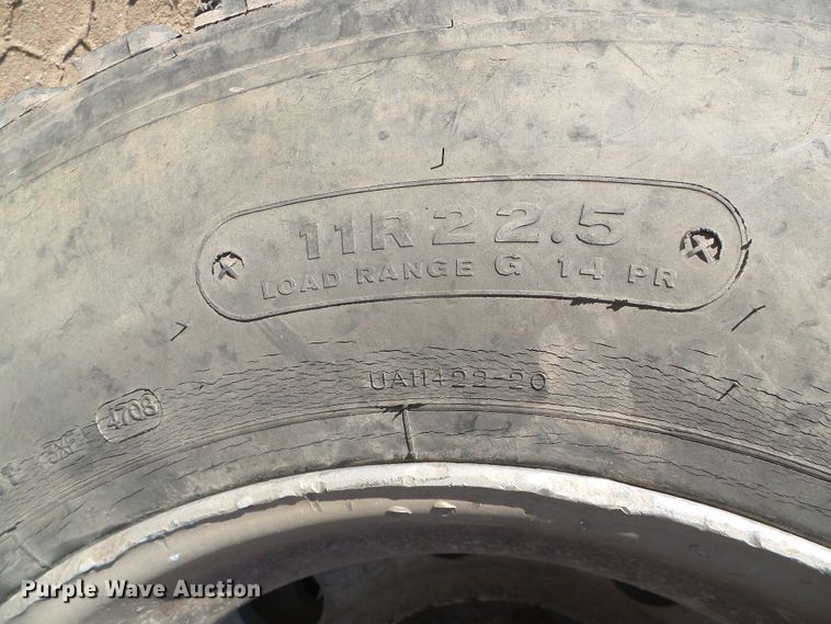 image for item DG0395 1998 Mack CH613 crane truck