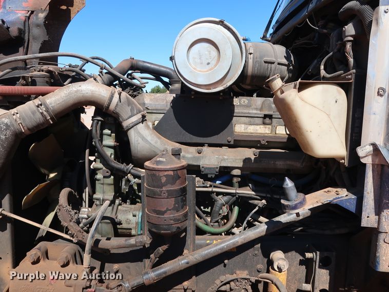 image for item DG4229 1998 Kenworth T600 semi truck