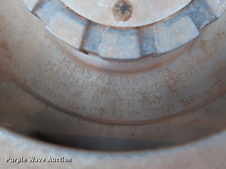 image for item DG4229 1998 Kenworth T600 semi truck