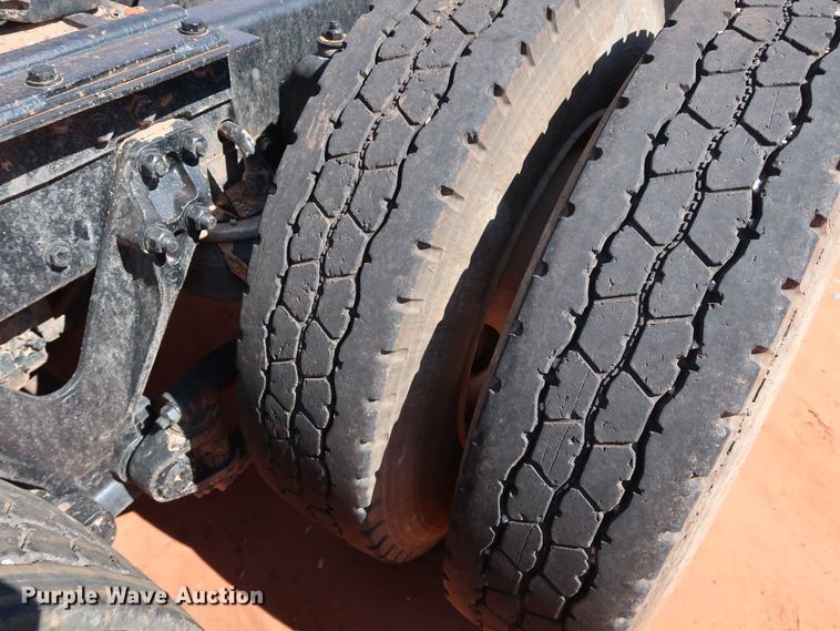 image for item DG4229 1998 Kenworth T600 semi truck