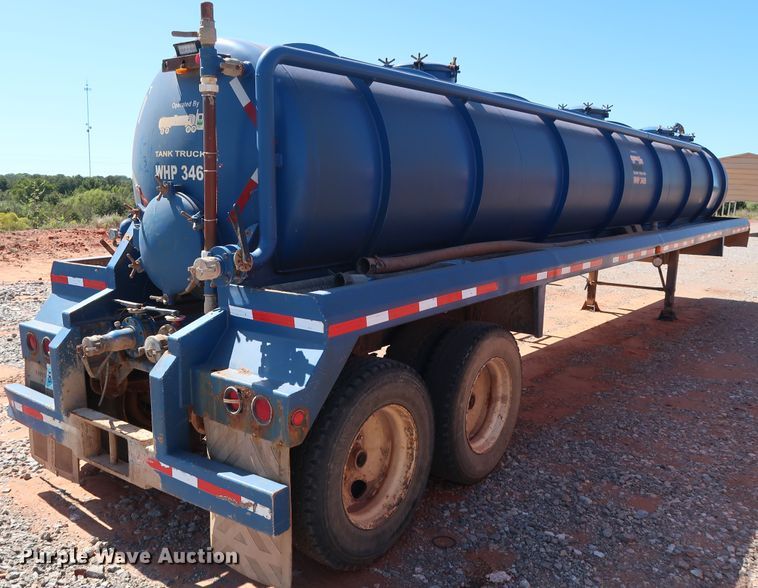 image for item DG4230 2006 Dragon vacuum tank trailer