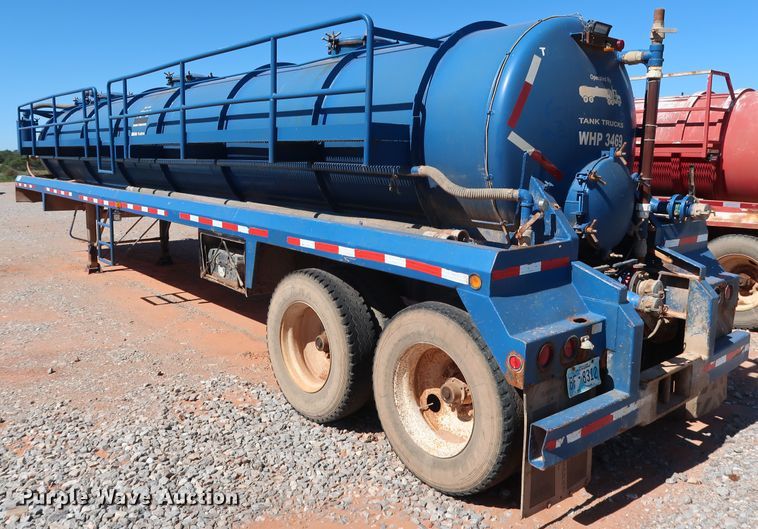 image for item DG4230 2006 Dragon vacuum tank trailer