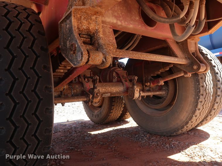 image for item DG4231 2005 VE Enterprises EV-130 vacuum tank trailer