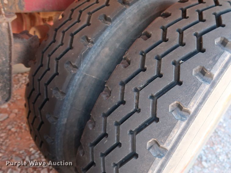 image for item DG4231 2005 VE Enterprises EV-130 vacuum tank trailer