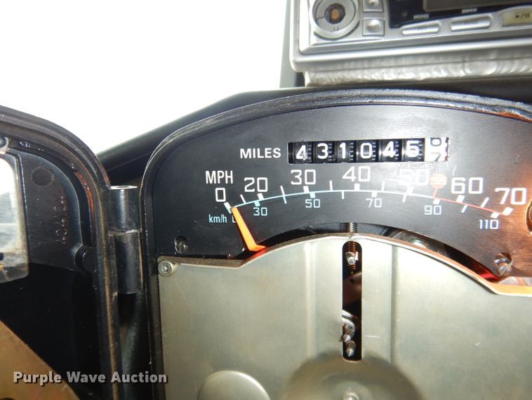 image for item DG5860 1990 Freightliner COE semi truck