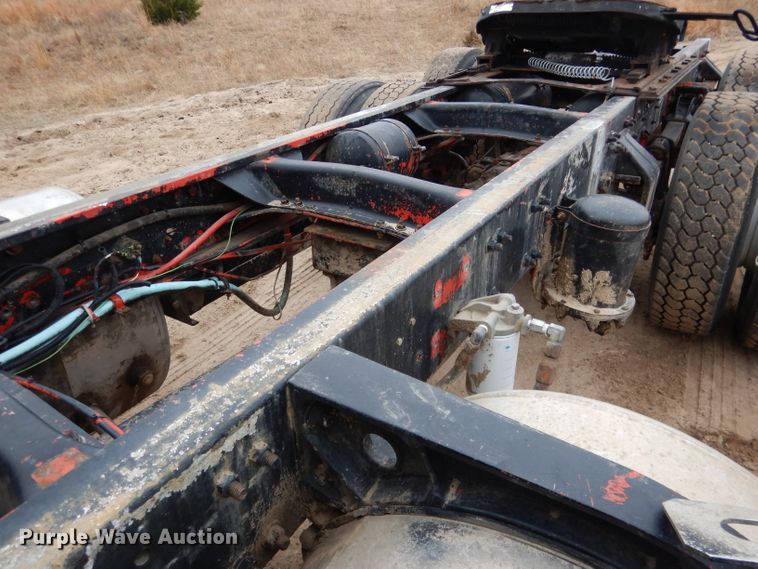 image for item DG5860 1990 Freightliner COE semi truck