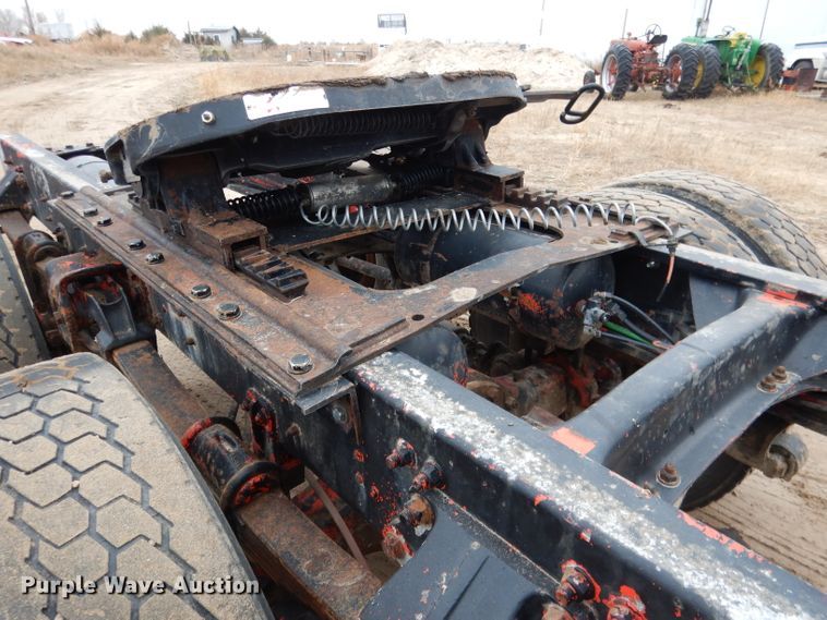 image for item DG5860 1990 Freightliner COE semi truck