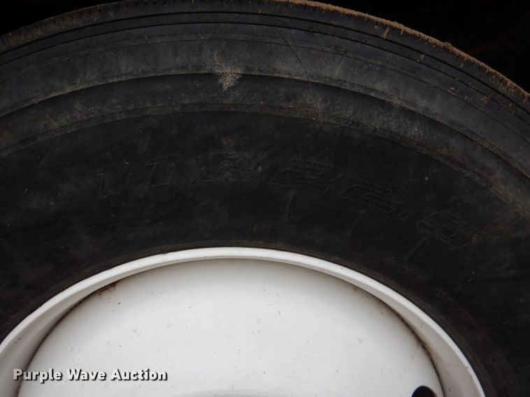 image for item DG5860 1990 Freightliner COE semi truck