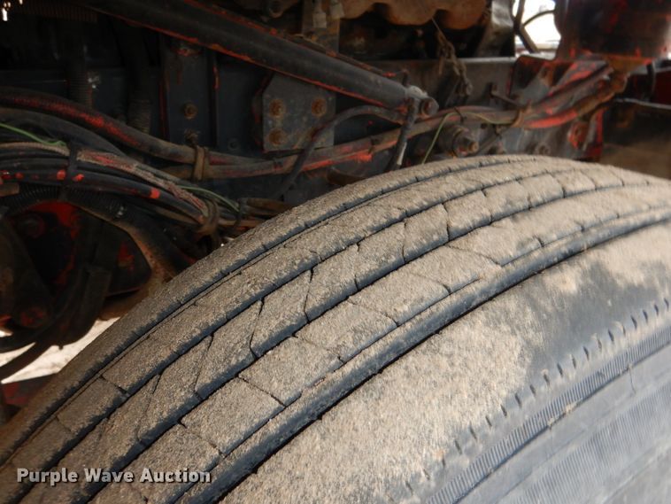 image for item DG5860 1990 Freightliner COE semi truck