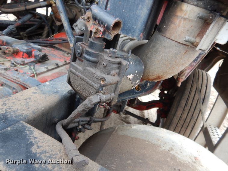 image for item DG5860 1990 Freightliner COE semi truck