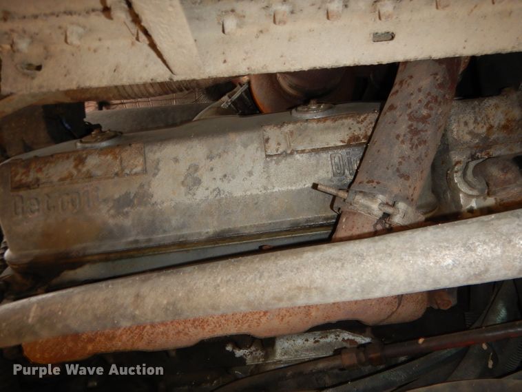 image for item DG5860 1990 Freightliner COE semi truck