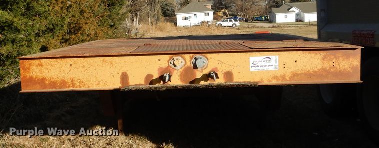 image for item DG5871 1977 Heavy Haul HS35 drop deck equipment trailer