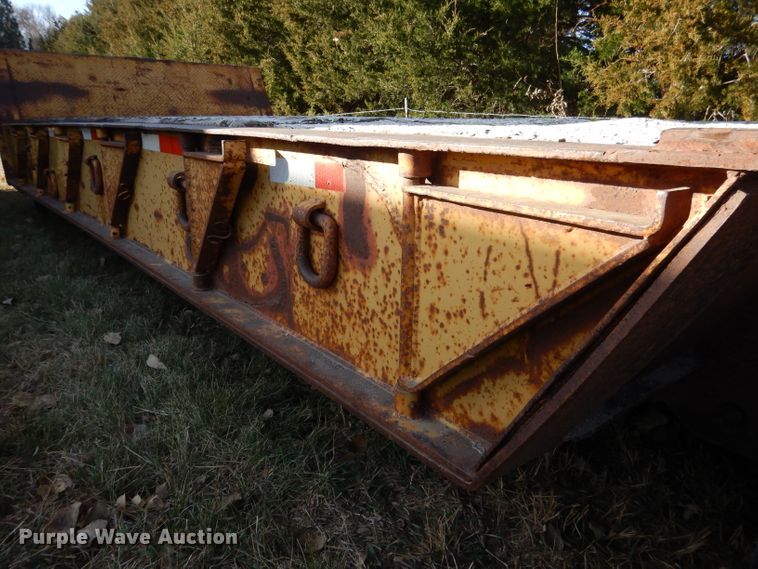 image for item DG5871 1977 Heavy Haul HS35 drop deck equipment trailer