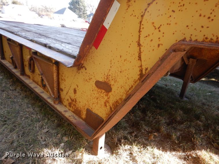 image for item DG5871 1977 Heavy Haul HS35 drop deck equipment trailer