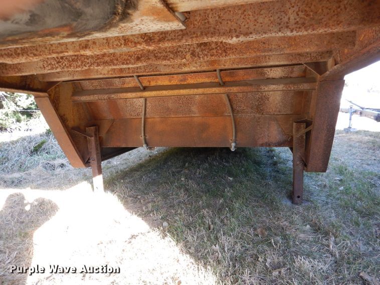 image for item DG5871 1977 Heavy Haul HS35 drop deck equipment trailer